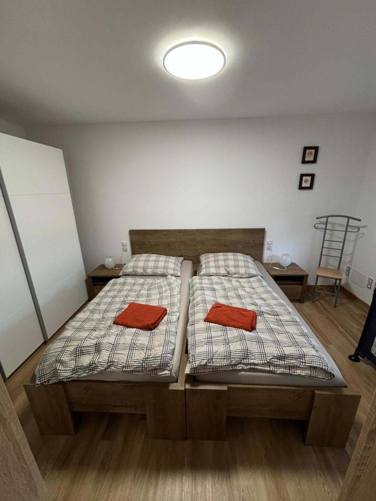 Apartman Pod Kostelem Strazov Kültér fotó